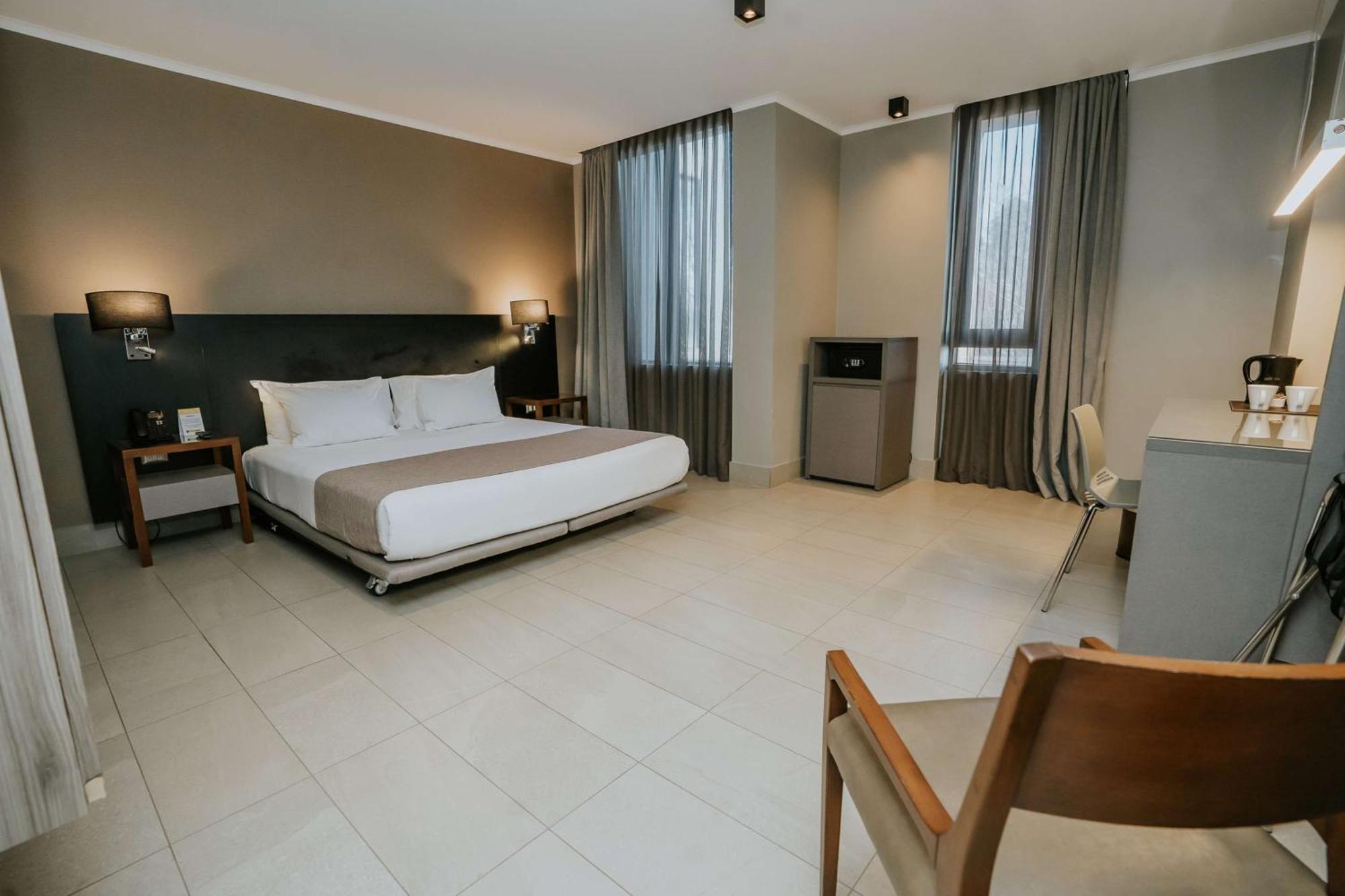 เบสต์ เวสเทิร์น เฟร์รัต Hotel เตมูโก ภายนอก รูปภาพ