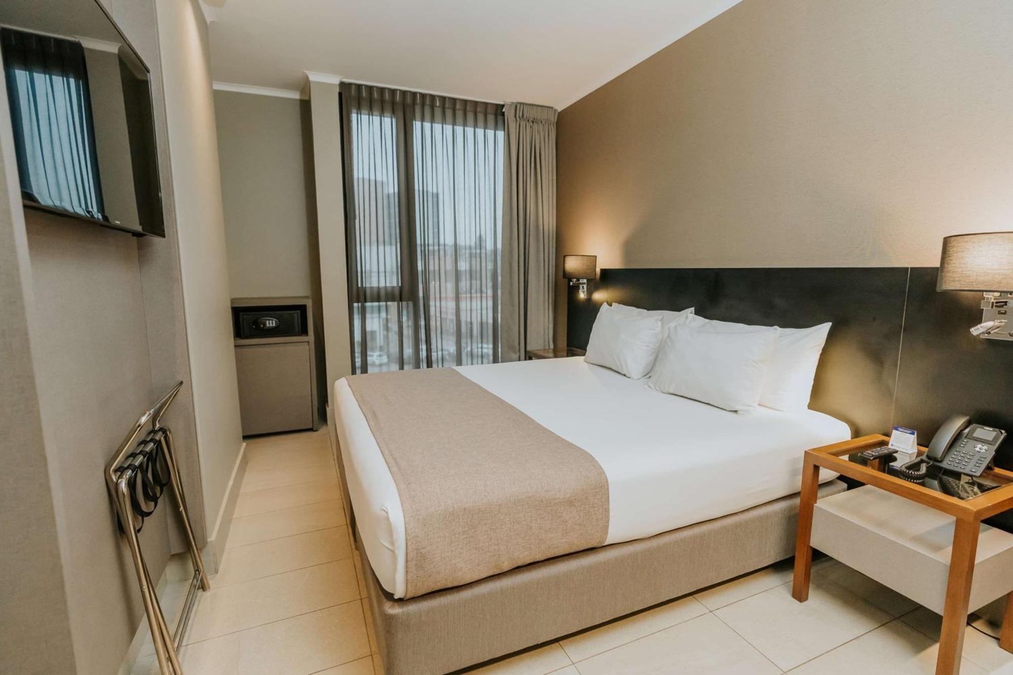 เบสต์ เวสเทิร์น เฟร์รัต Hotel เตมูโก ภายนอก รูปภาพ